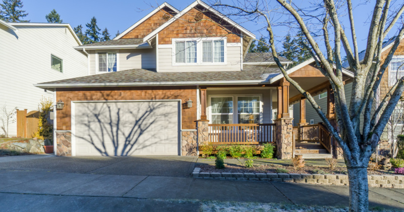 Charming, Four Bedroom Home in Woodinville