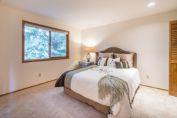 Guest Bedroom DSC02303-HDR